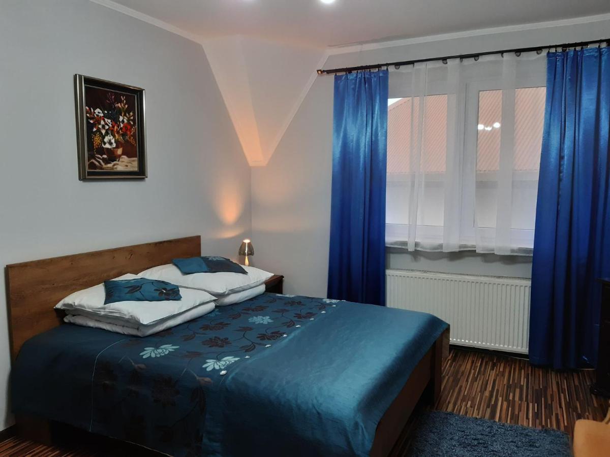 Fantazja - Restauracja I Noclegi Radom Esterno foto