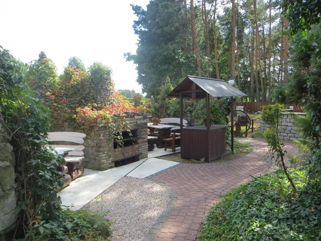 Fantazja - Restauracja I Noclegi Radom Esterno foto